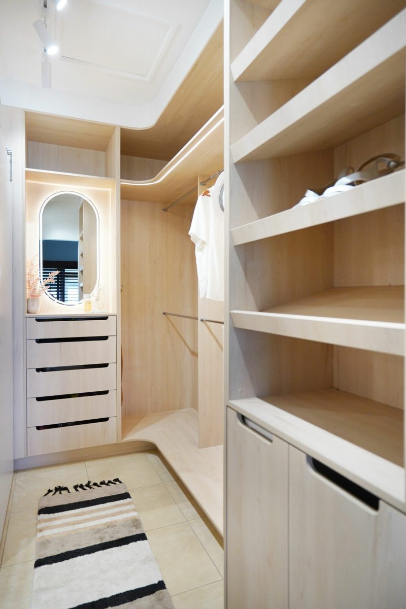 BAYVIEW-VILLA-RENO-DARWIN-INTERIOR-DESIGNER-WALKINROBE