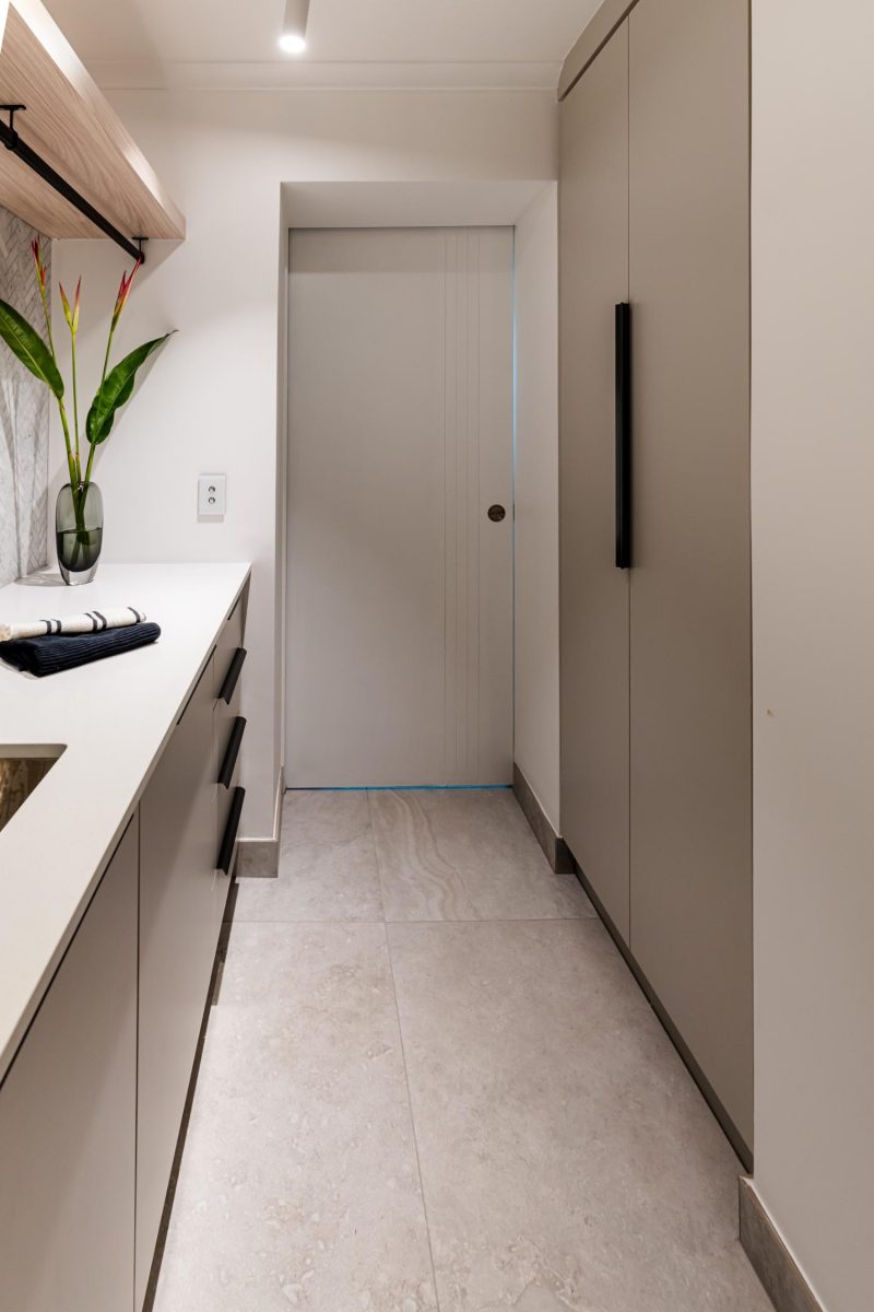 JMJ-INTERIORS-DARWIN-RESIDENTIAL-INTERIOR-DESIGNER-STYLIST-130-esplanade-laundry 130