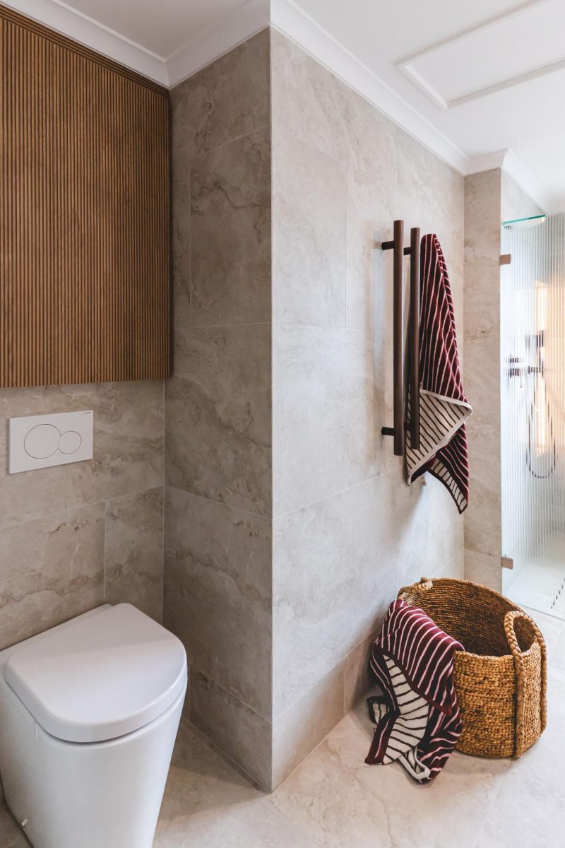 JMJ-INTERIORS-DARWIN-RESIDENTIAL-INTERIOR-DESIGNER-STYLIST-***MAIN BATH