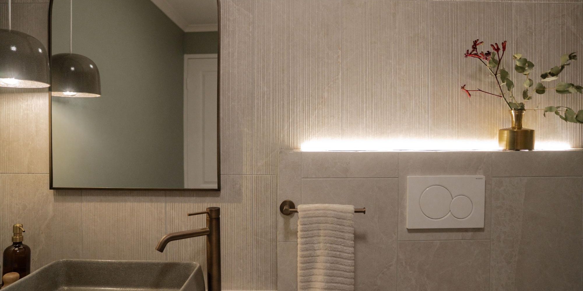 **main vanity 3